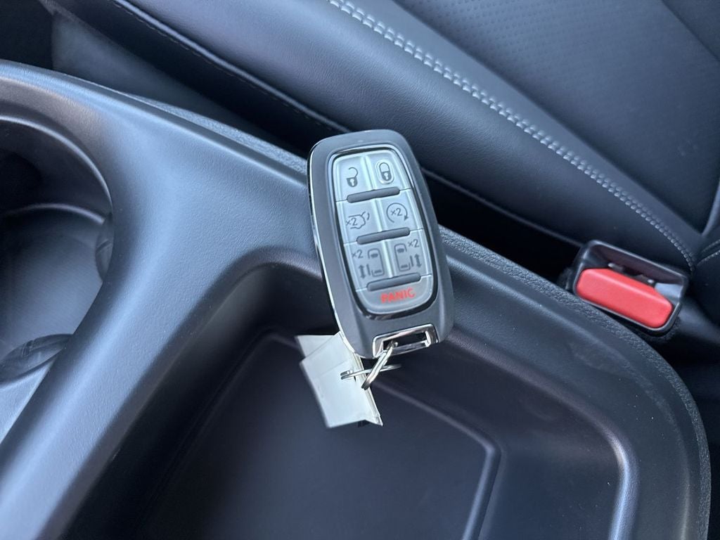 2026 Chrysler Pacifica PACIFICA SELECT AWD