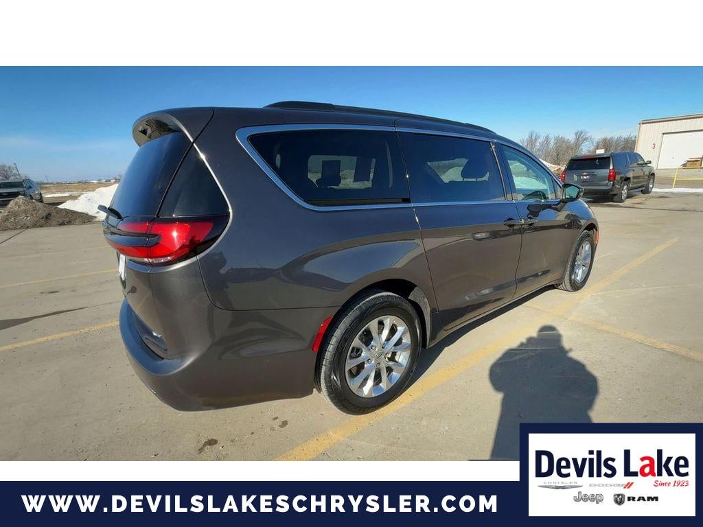 2022 Chrysler Pacifica Touring L AWD