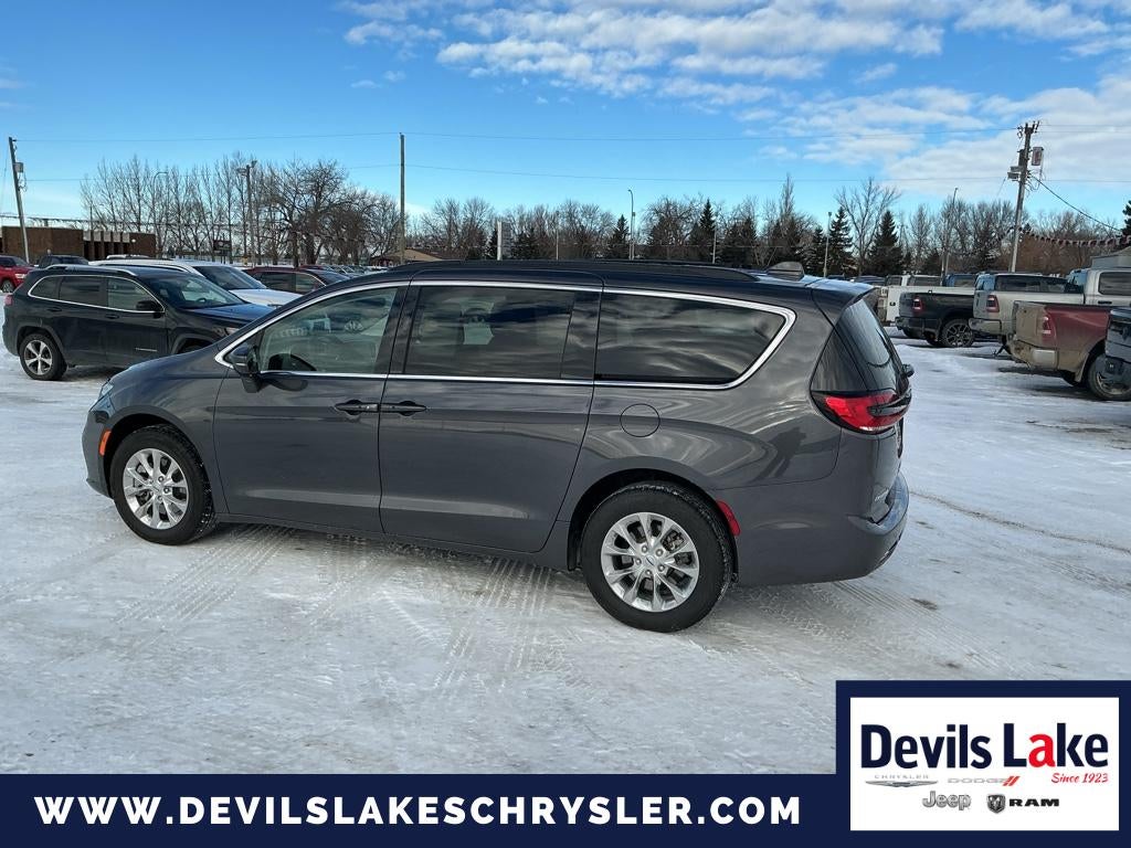2022 Chrysler Pacifica Touring L AWD