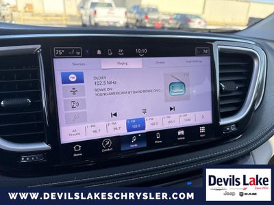 2022 Chrysler Pacifica Touring L AWD