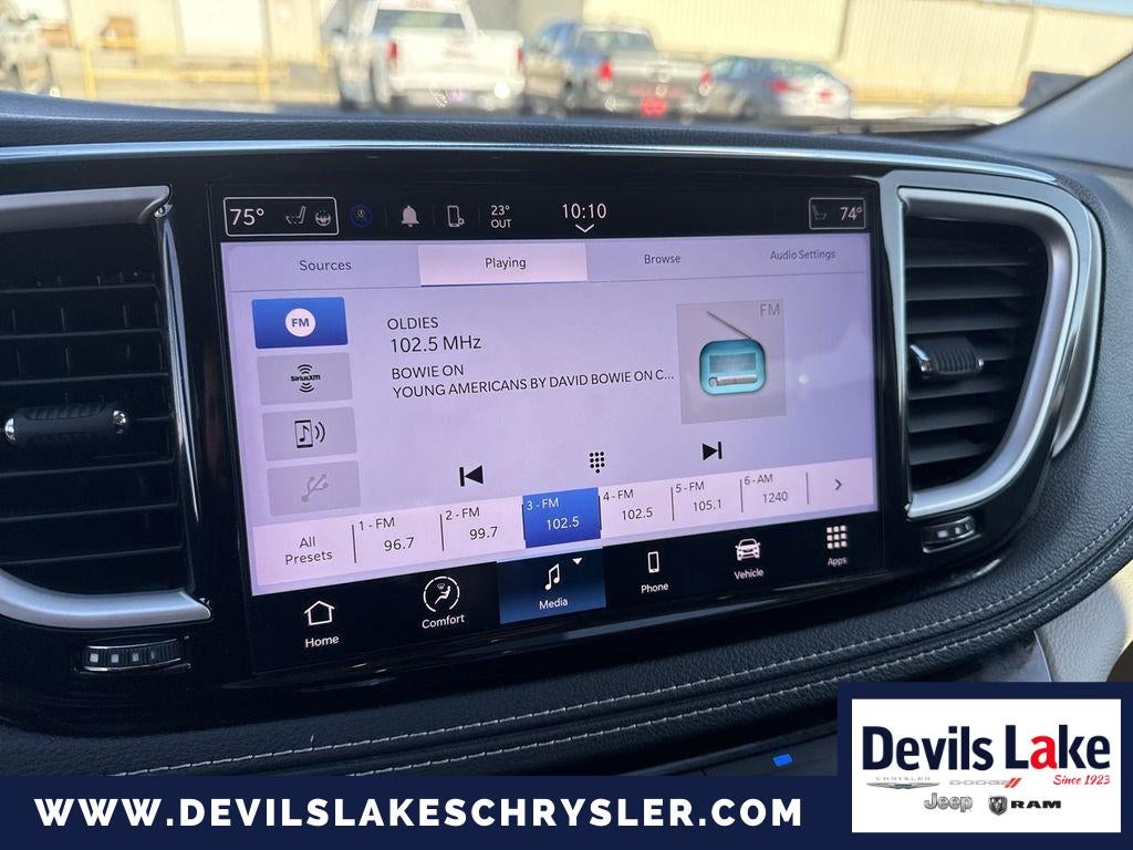 2022 Chrysler Pacifica Touring L AWD