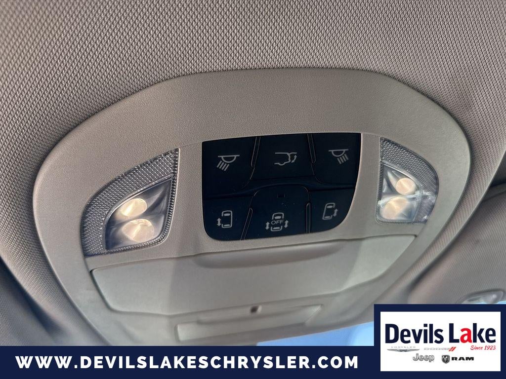 2022 Chrysler Pacifica Touring L AWD