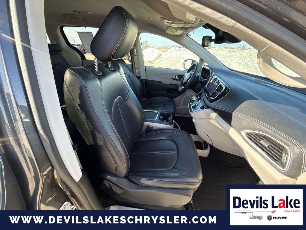 2022 Chrysler Pacifica Touring L AWD