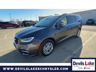 2022 Chrysler Pacifica Touring L AWD