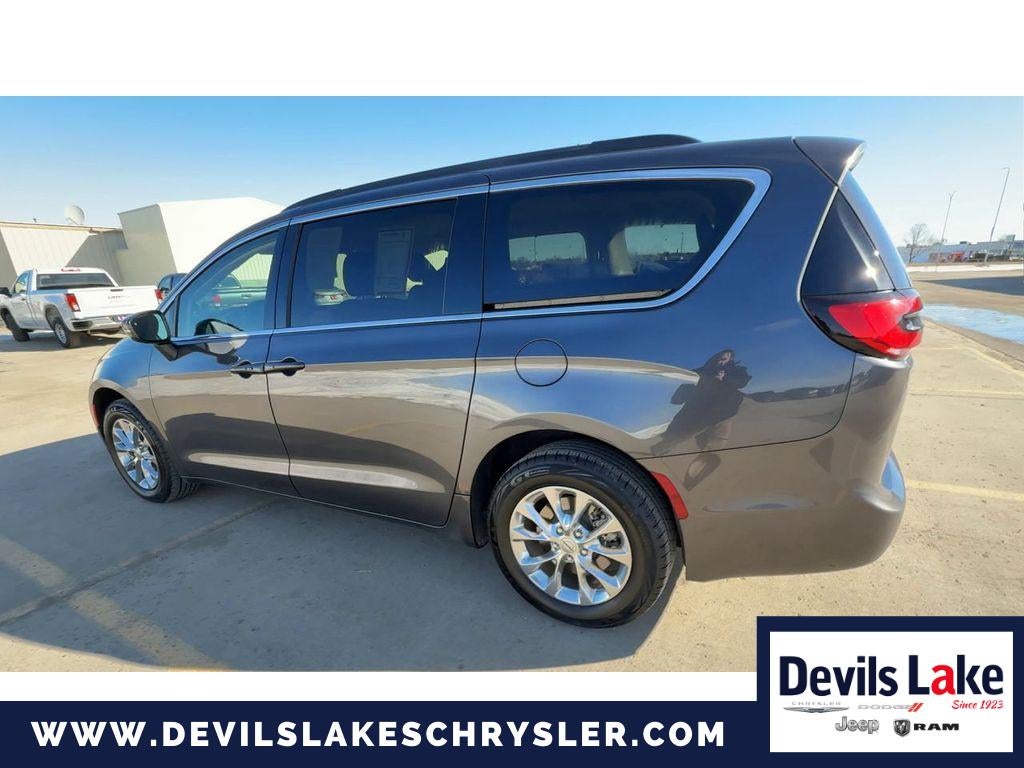 2022 Chrysler Pacifica Touring L AWD
