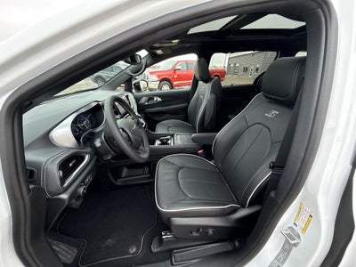 2026 Chrysler Pacifica PACIFICA LIMITED AWD