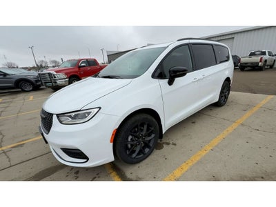 2026 Chrysler Pacifica PACIFICA LIMITED AWD