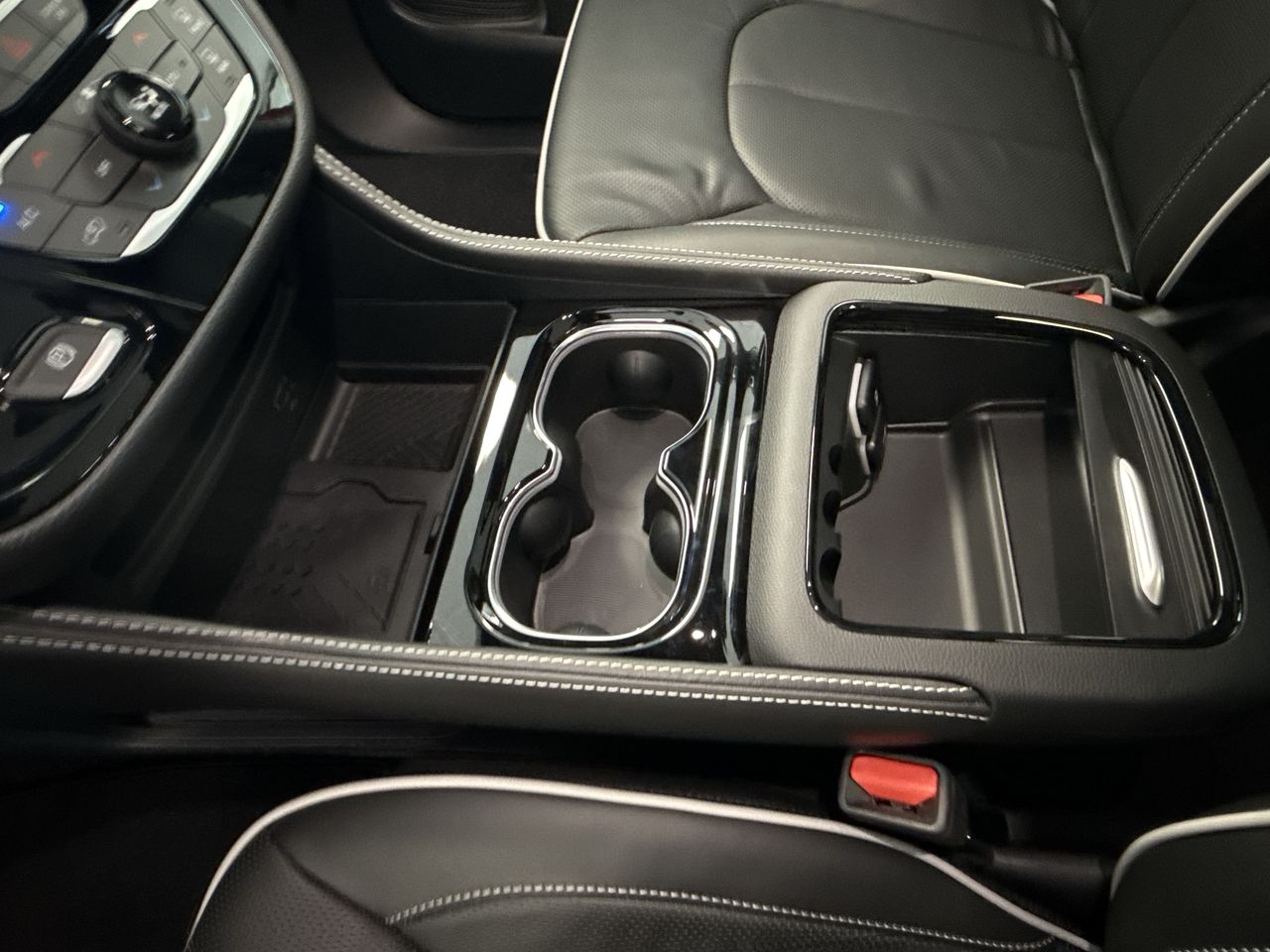 2027 Chrysler Pacifica PACIFICA LIMITED AWD