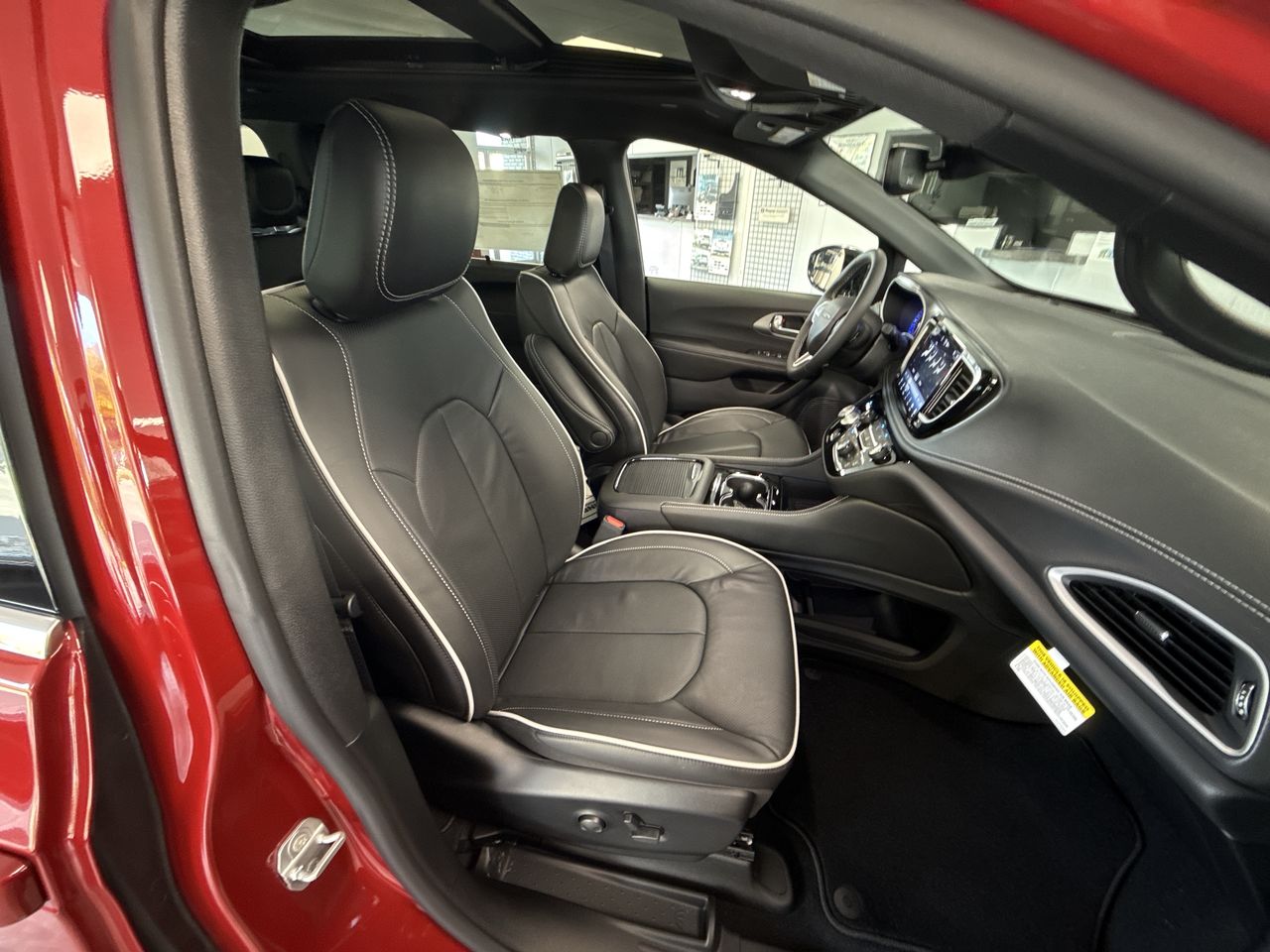 2027 Chrysler Pacifica PACIFICA LIMITED AWD