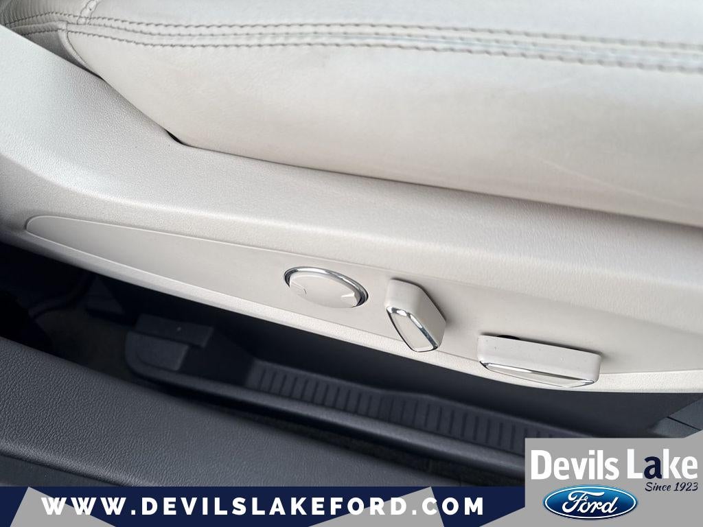 2019 Lincoln Nautilus Select