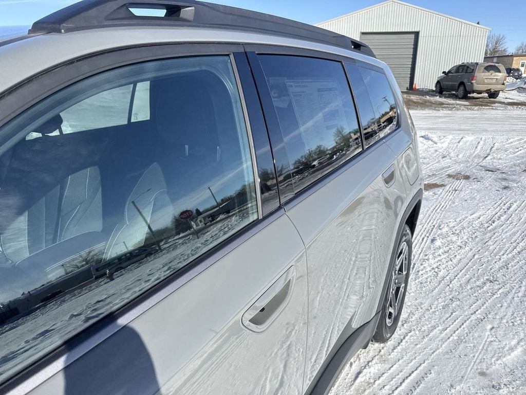 2026 Jeep Cherokee CHEROKEE LAREDO 4X4