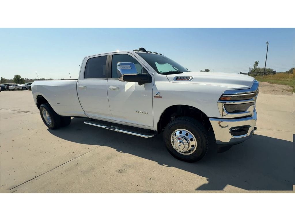 2026 RAM Ram 3500 RAM 3500 LARAMIE CREW CAB 4X4 8' BOX