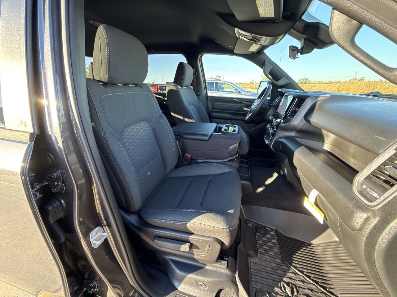 2027 RAM Ram 1500 RAM 1500 WARLOCK CREW CAB 4X4 5'7' BOX