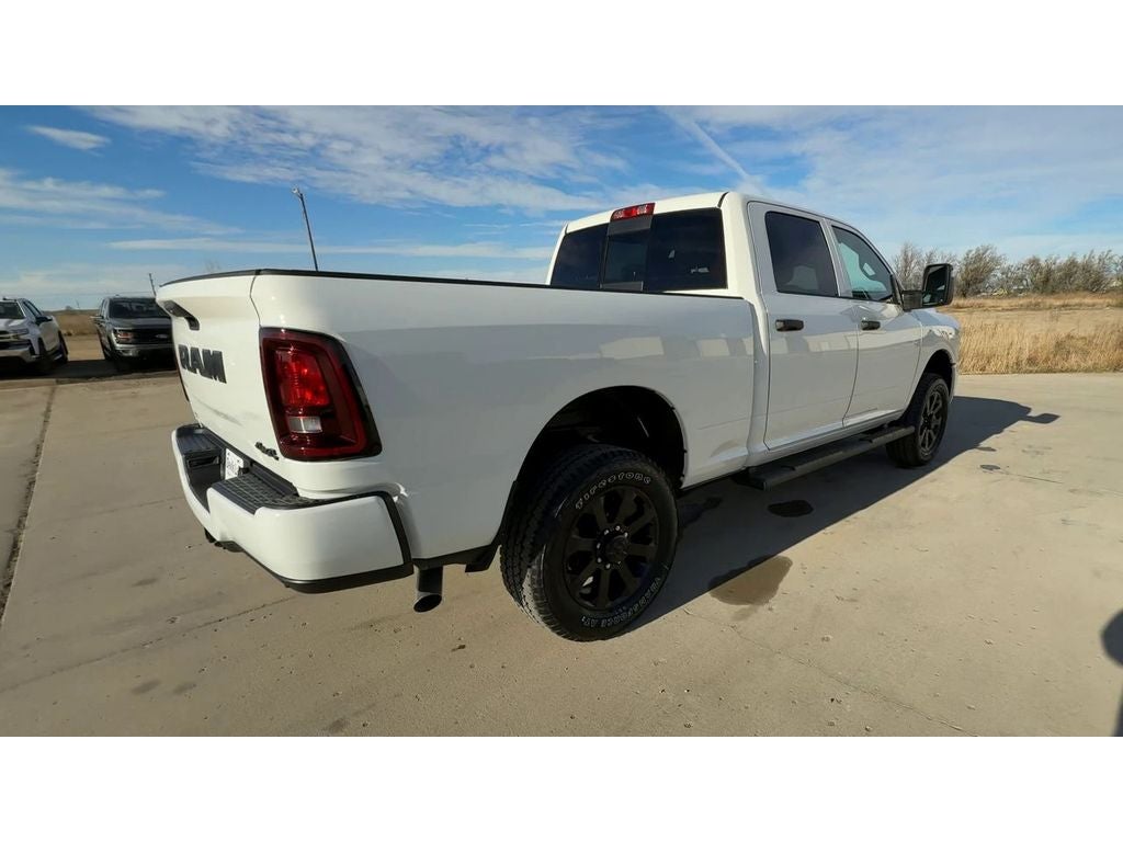 2026 RAM Ram 2500 RAM 2500 BLACK EXPRESS CREW CAB 4X4 6'4' BOX