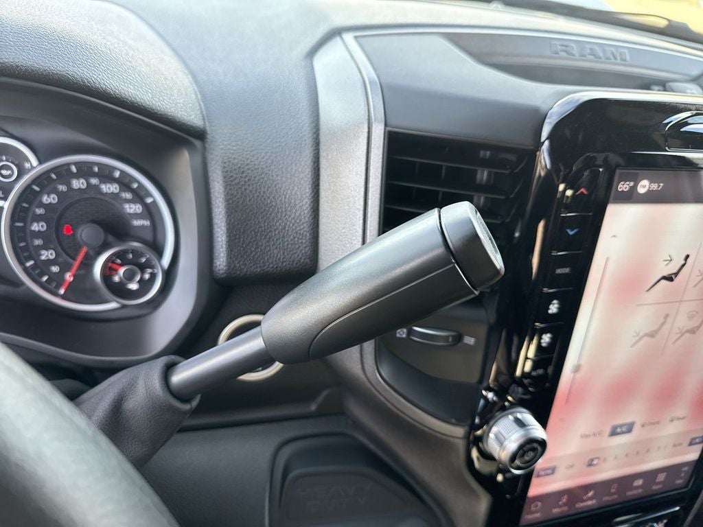 2026 RAM Ram 2500 RAM 2500 BLACK EXPRESS CREW CAB 4X4 6'4' BOX