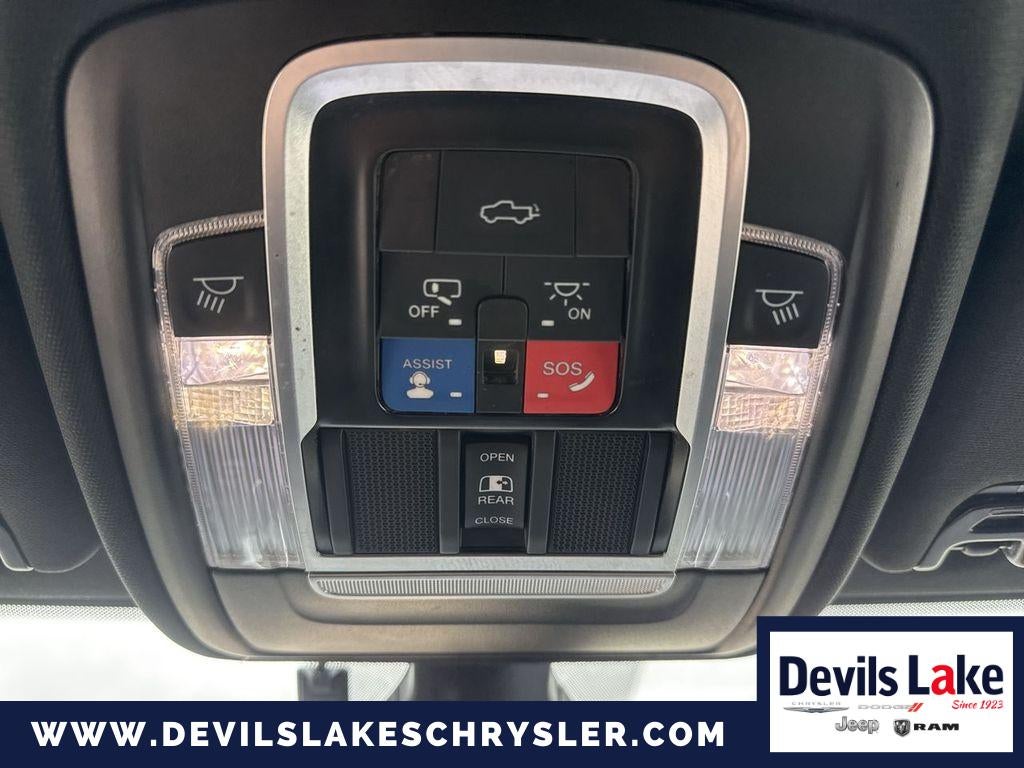 2022 RAM 2500 Laramie Crew Cab 4x4 6'4' Box