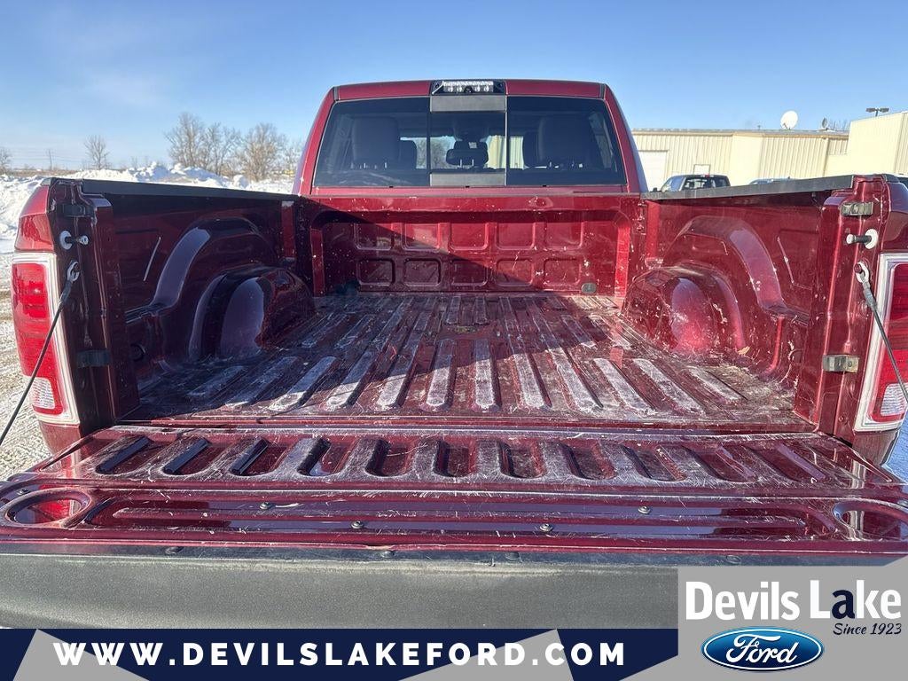 2018 RAM 2500 Laramie Crew Cab 4x4 6'4' Box