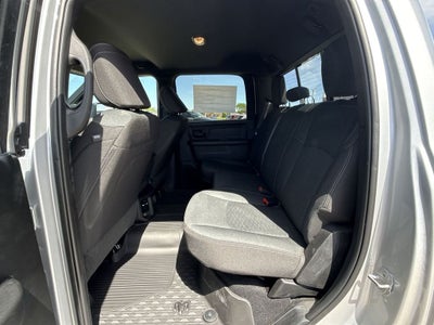 2026 RAM Ram 2500 RAM 2500 BLACK EXPRESS CREW CAB 4X4 8' BOX