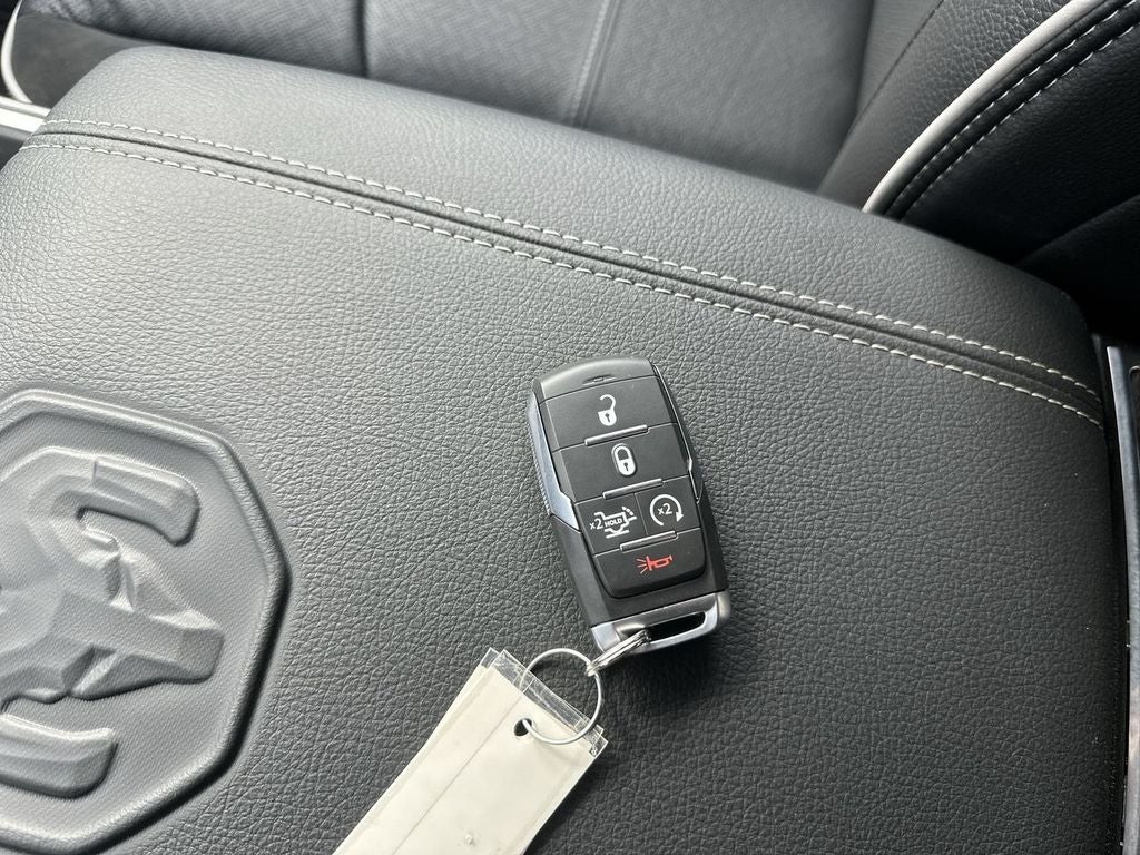 2025 RAM Ram 2500 RAM 2500 LARAMIE CREW CAB 4X4 8' BOX