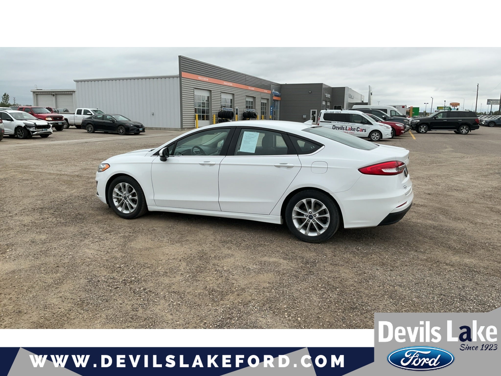 2020 Ford Fusion SE