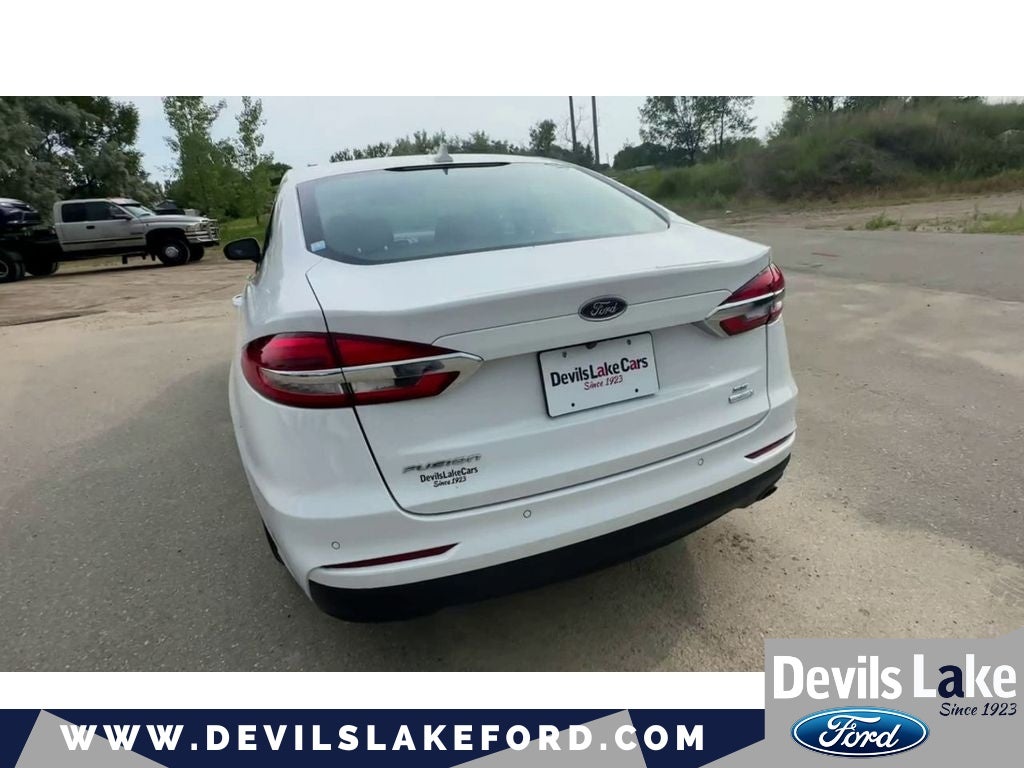2020 Ford Fusion SE