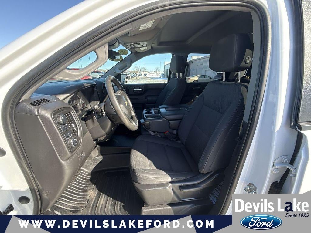 2023 Chevrolet Silverado 1500 4WD Crew Cab Standard Bed WT