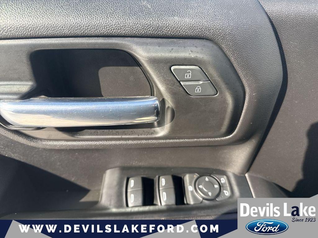 2023 Chevrolet Silverado 1500 4WD Crew Cab Standard Bed WT