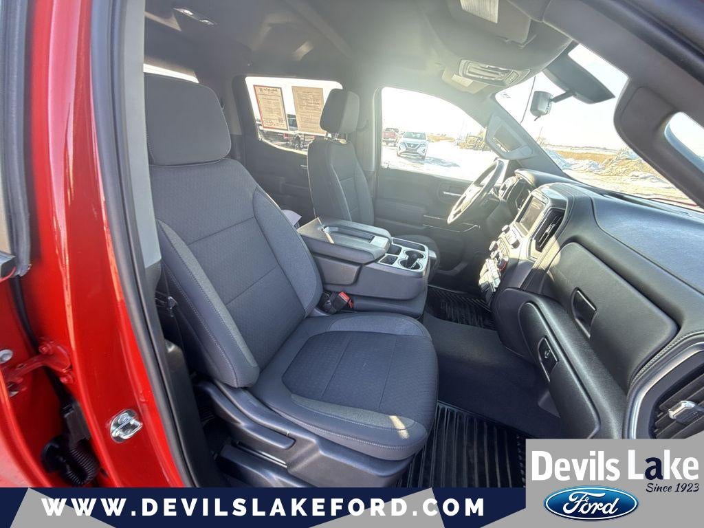 2022 Chevrolet Silverado 1500 LTD 4WD Crew Cab Short Bed LT