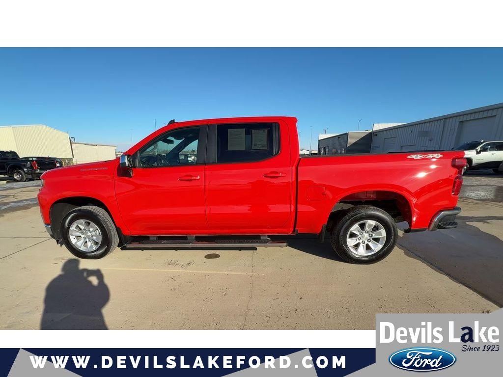 2022 Chevrolet Silverado 1500 LTD 4WD Crew Cab Short Bed LT