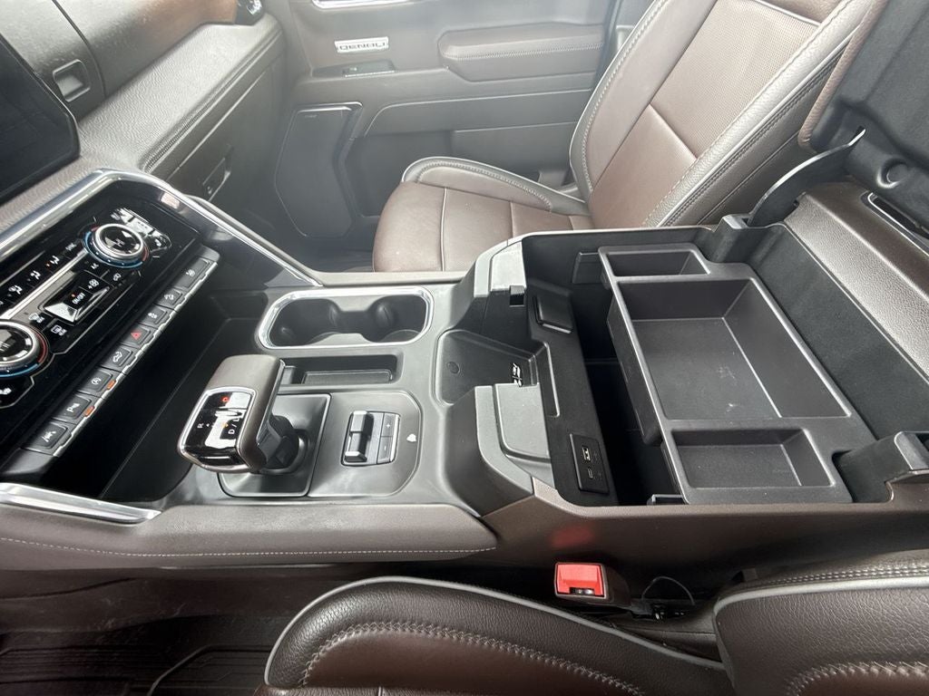 2024 GMC Sierra 1500 4WD Crew Cab Short Box Denali