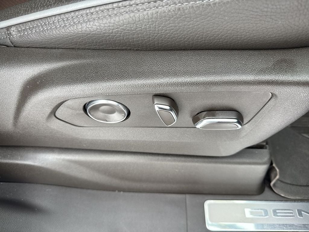 2024 GMC Sierra 1500 4WD Crew Cab Short Box Denali