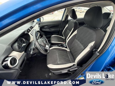 2021 Nissan Versa SV Xtronic CVT