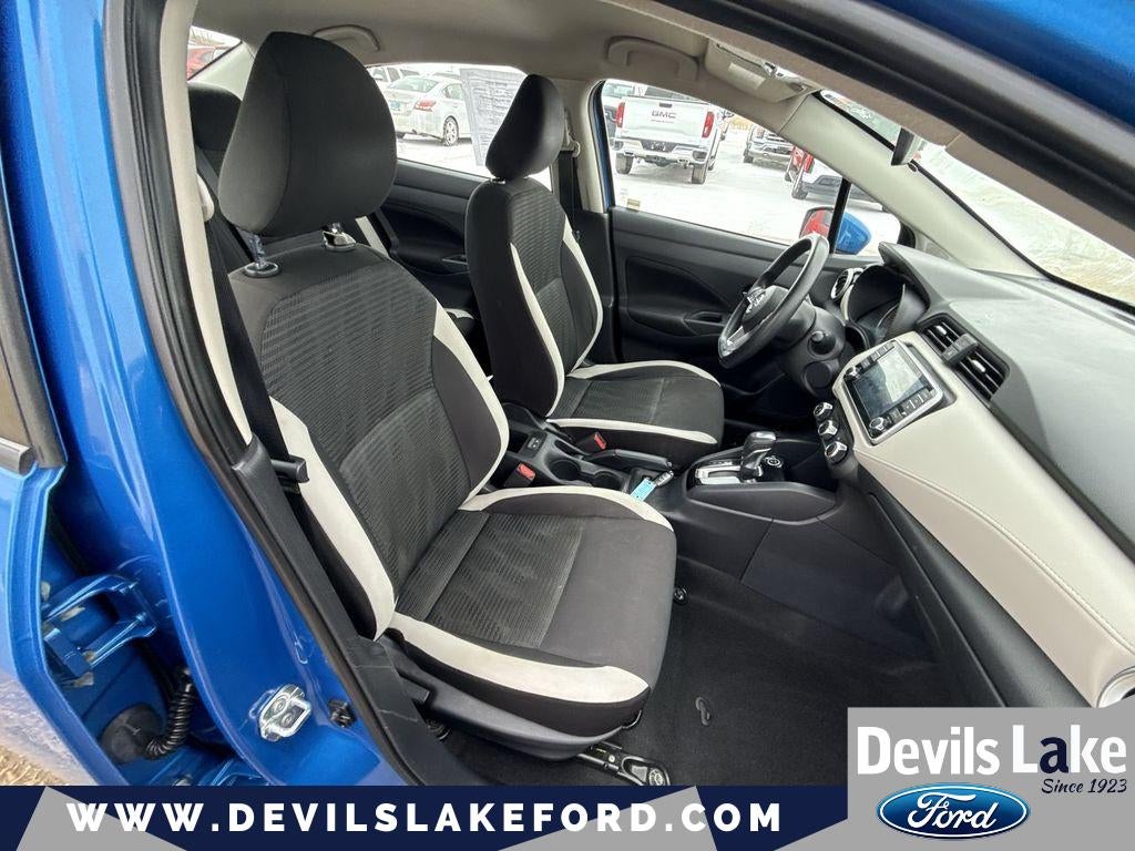 2021 Nissan Versa SV Xtronic CVT
