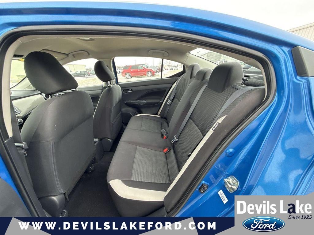 2021 Nissan Versa SV Xtronic CVT