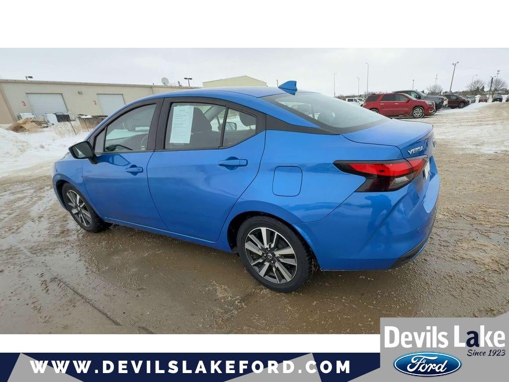 2021 Nissan Versa SV Xtronic CVT