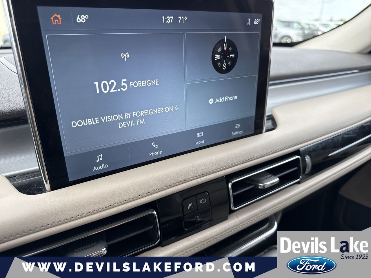 2023 Lincoln Aviator Standard