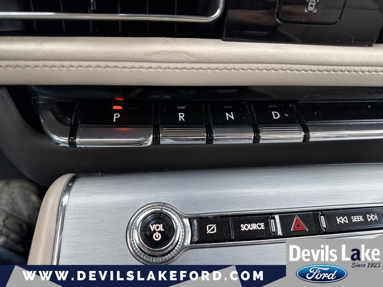 2023 Lincoln Aviator Standard
