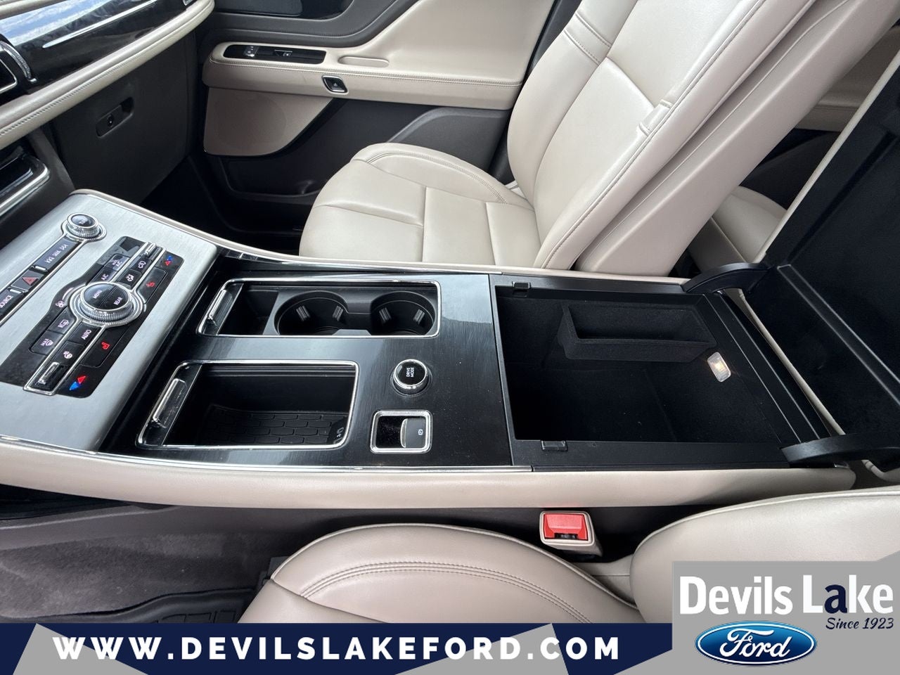 2023 Lincoln Aviator Standard