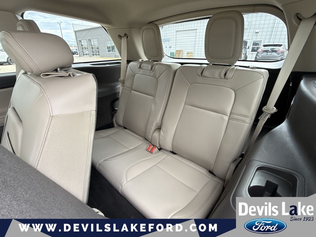 2023 Lincoln Aviator Standard