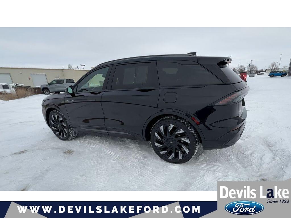 2024 Lincoln Nautilus Reserve