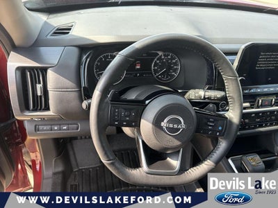 2022 Nissan Pathfinder SL 4WD