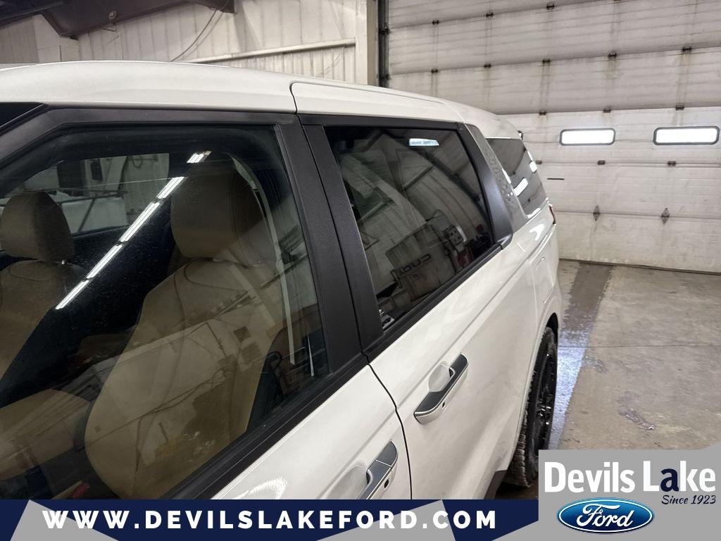 2023 Kia Carnival MPV LX Seat Package