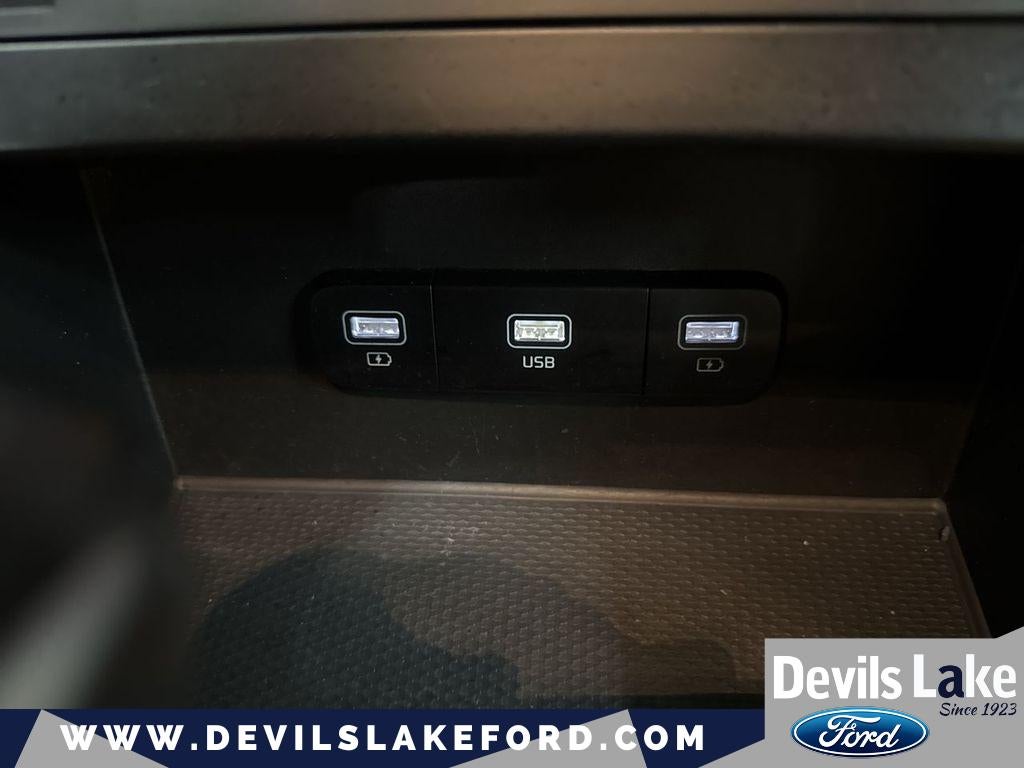 2023 Kia Carnival MPV LX Seat Package