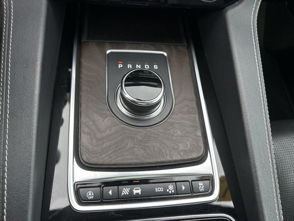 2019 Jaguar F-PACE R-Sport