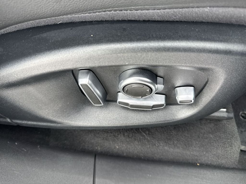 2019 Jaguar F-PACE R-Sport