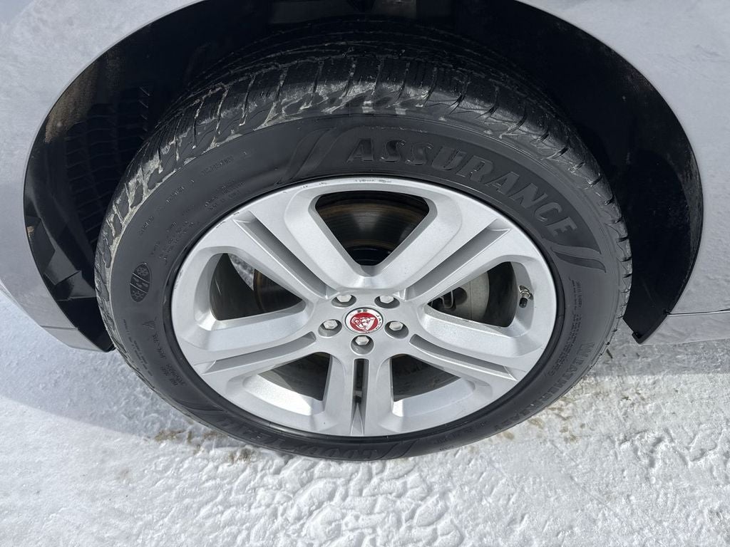 2019 Jaguar F-PACE R-Sport