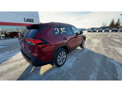 2025 Toyota RAV4 XLE Premium