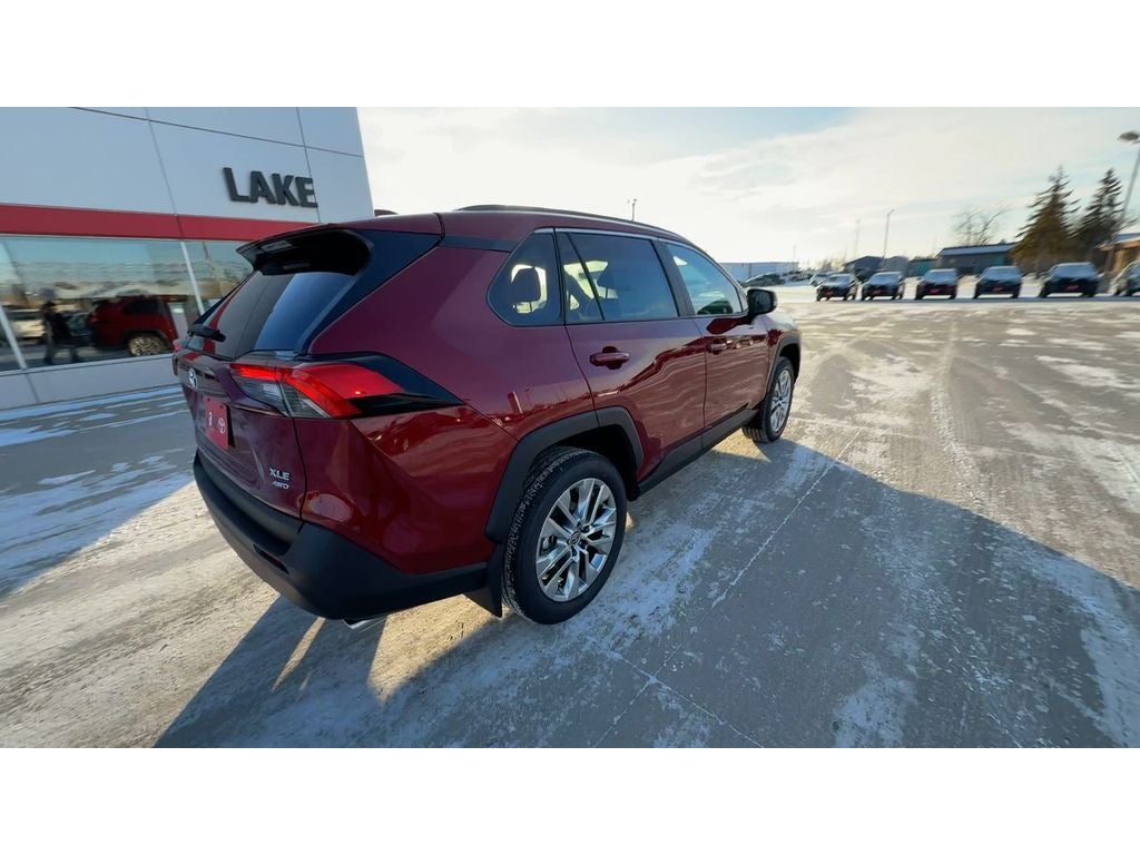 2025 Toyota RAV4 XLE Premium