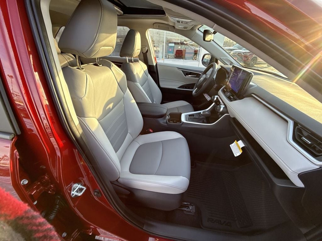 2025 Toyota RAV4 XLE Premium