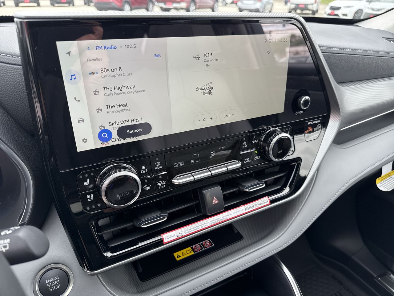 2026 Toyota Highlander Platinum